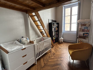  Appartement à louer 3 pièces 91 m²