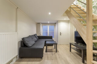  Appartement à louer 5 pièces 77 m²