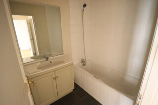  Appartement à louer 2 pièces 50 m²