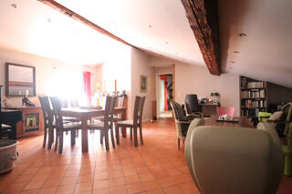  Appartement � vendre 4 pi�ces 175 m�