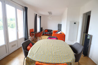  Appartement à louer 3 pièces 68 m²