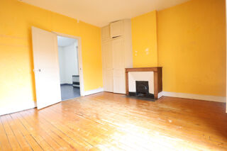  Appartement à louer 1 pièce 38 m²
