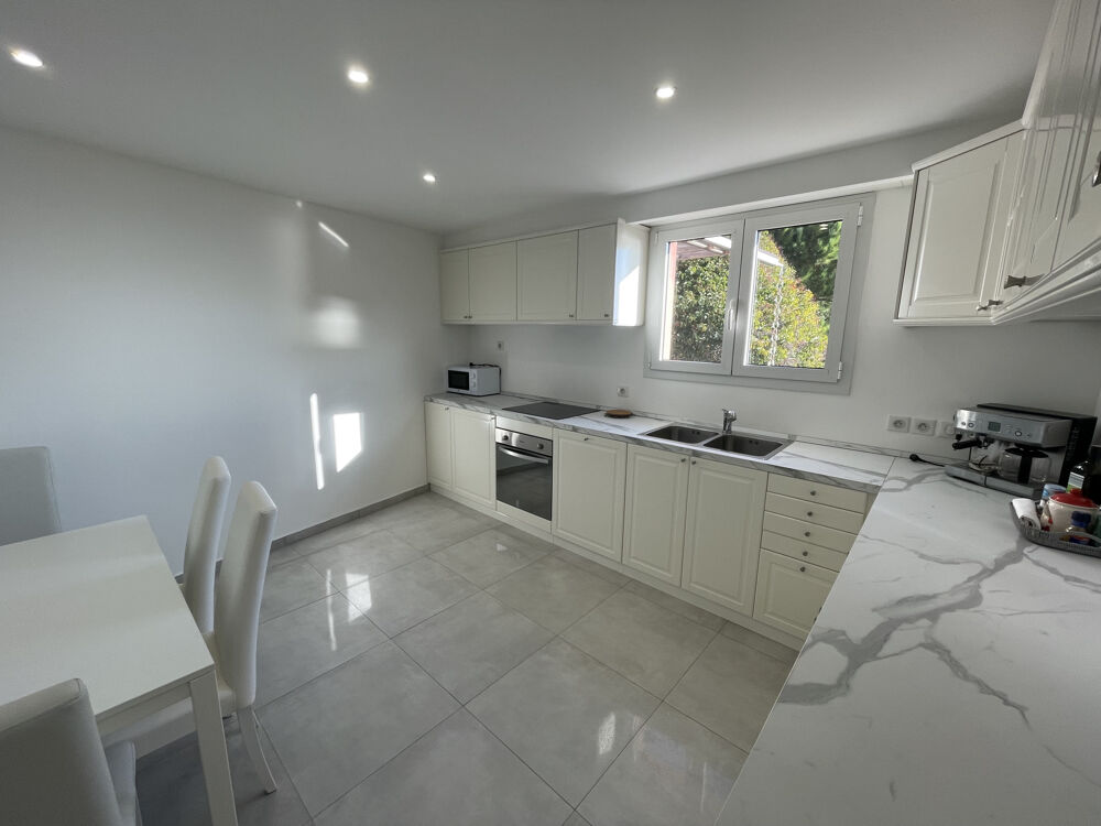 Menton, Garavan, Appartement villa de 4 Pièces, vue mer