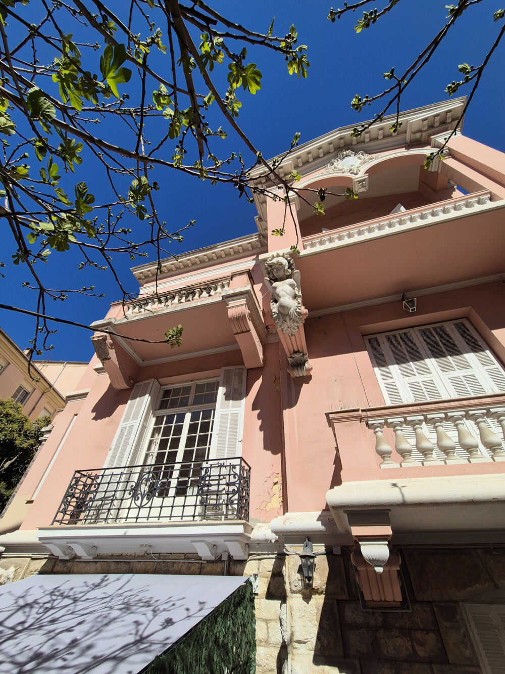 Vente Appartement menton coeur centre ville , dans hotel particulier, appartement villa, 38 m2 terrasse Menton