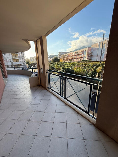   Menton 2 pi�ces terrasse Appartement - 2 pi�ce(s) - 43 m�