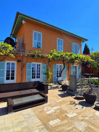  Maison à vendre 8 pièces 340 m²