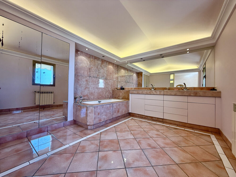  vendre  Maison Roquebrune-Cap-Martin (06190)