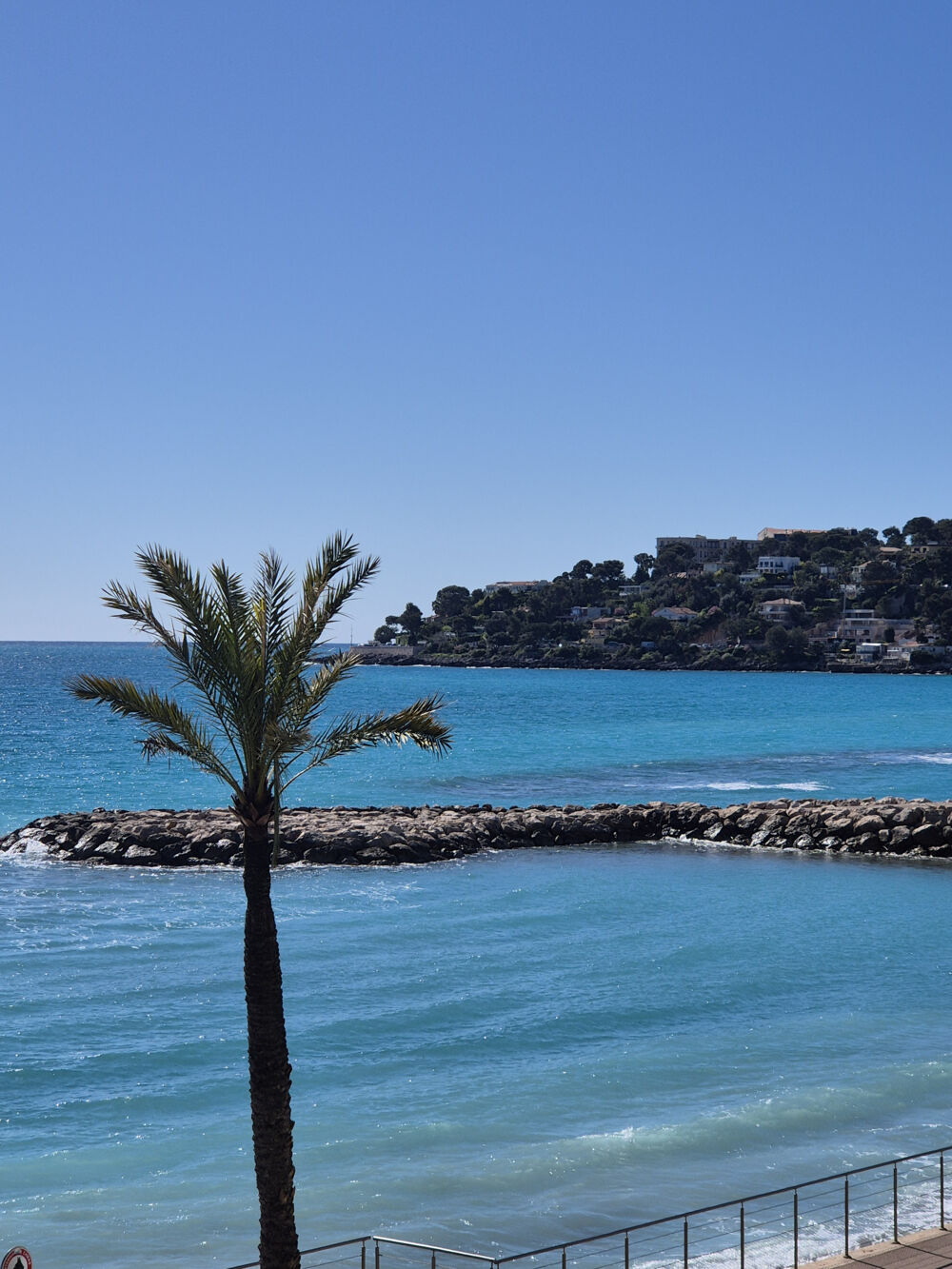 Vente Appartement roquebrune cap martin, 2 pièces front de, mer terrasse+de 12 m2, cave Menton