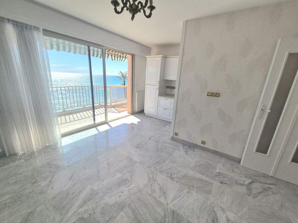 roquebrune cap martin, 2 pièces front de, mer terrasse+de 12 m2, cave