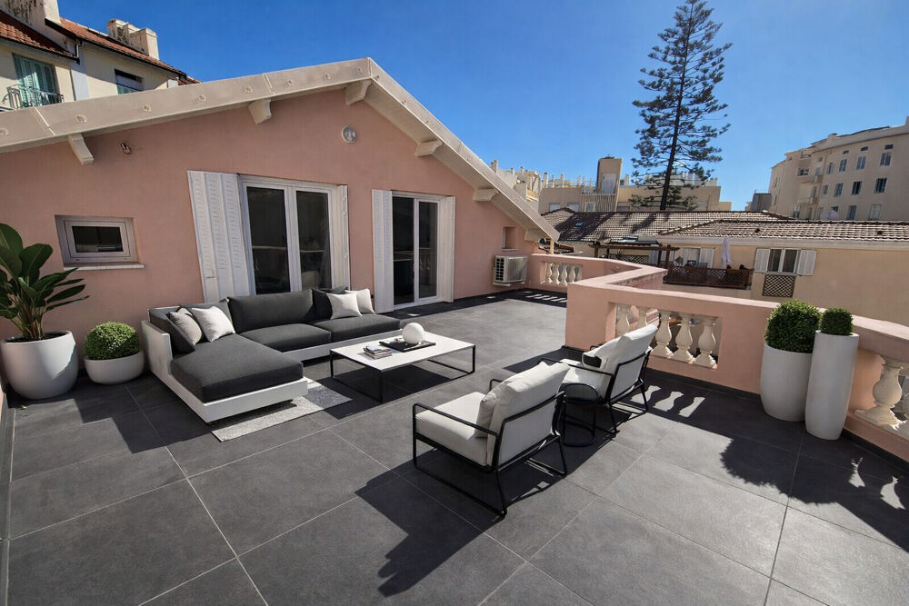 menton coeur centre ville , dans hotel particulier, appartement villa, 38 m2 terrasse