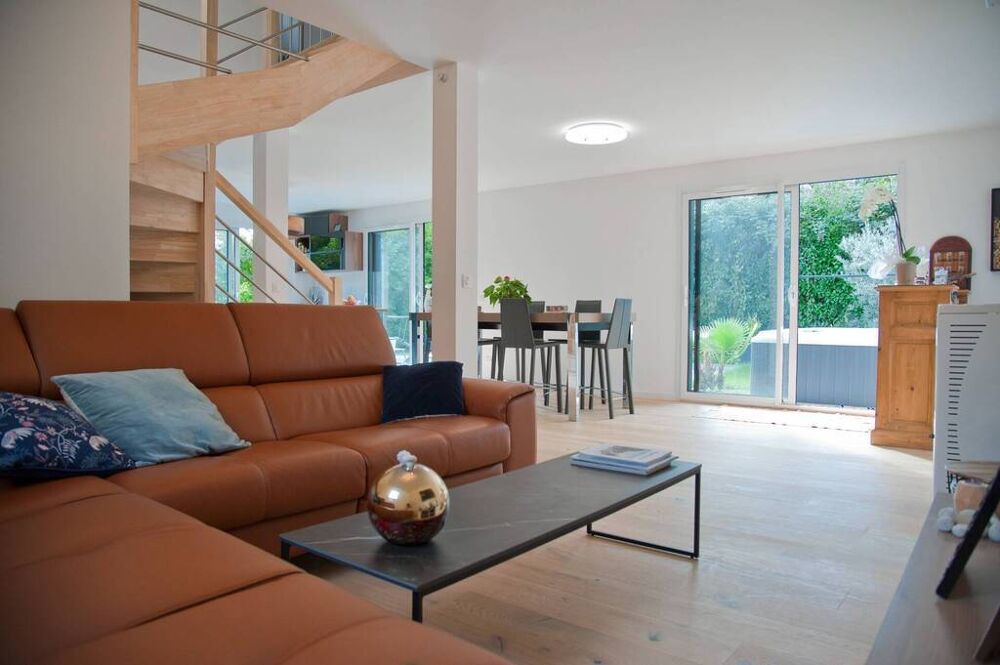 Maisons neuves   Thônes (74230)