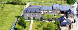  Proprit/chteau  vendre 15 + pices 800 m Saint-malo