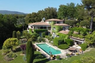 To sell Bastide 213 m² to LA COLLE SUR LOUP