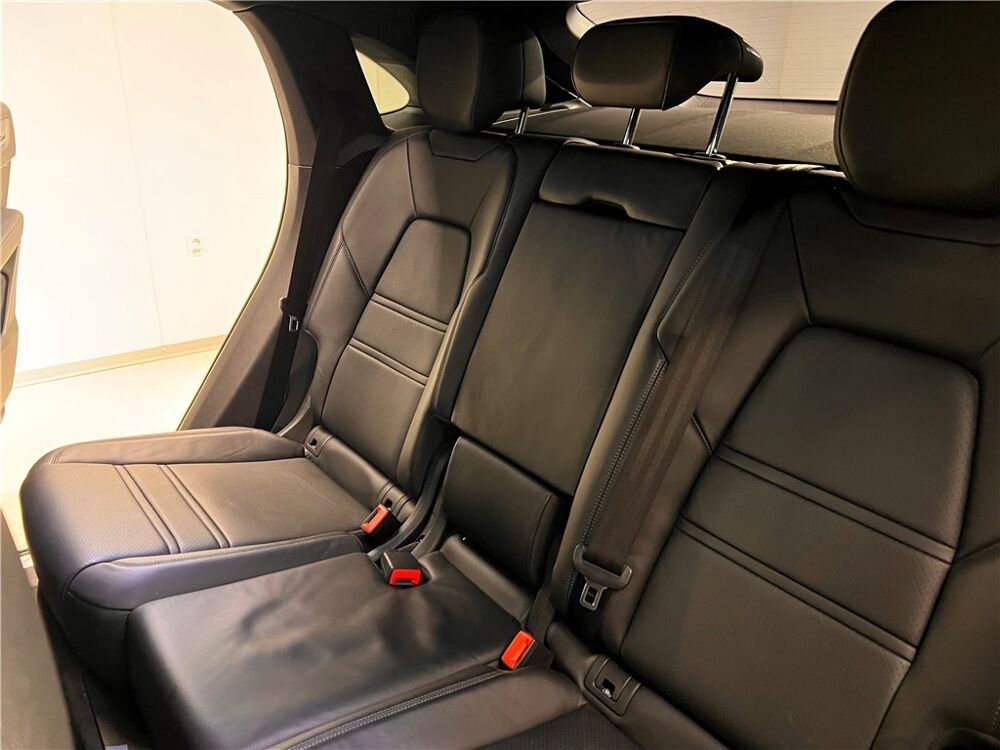 Cayenne CAYENNE COUPE E-HYBRID 3.0 V6 462 CH TIPTRONIC BVA 2021 occasion 69190 Saint-Fons