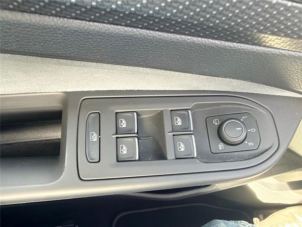 Golf GOLF 2.0 TDI SCR 150 DSG7 R-Line 2024 occasion 38550 Saint-Maurice-l'Exil