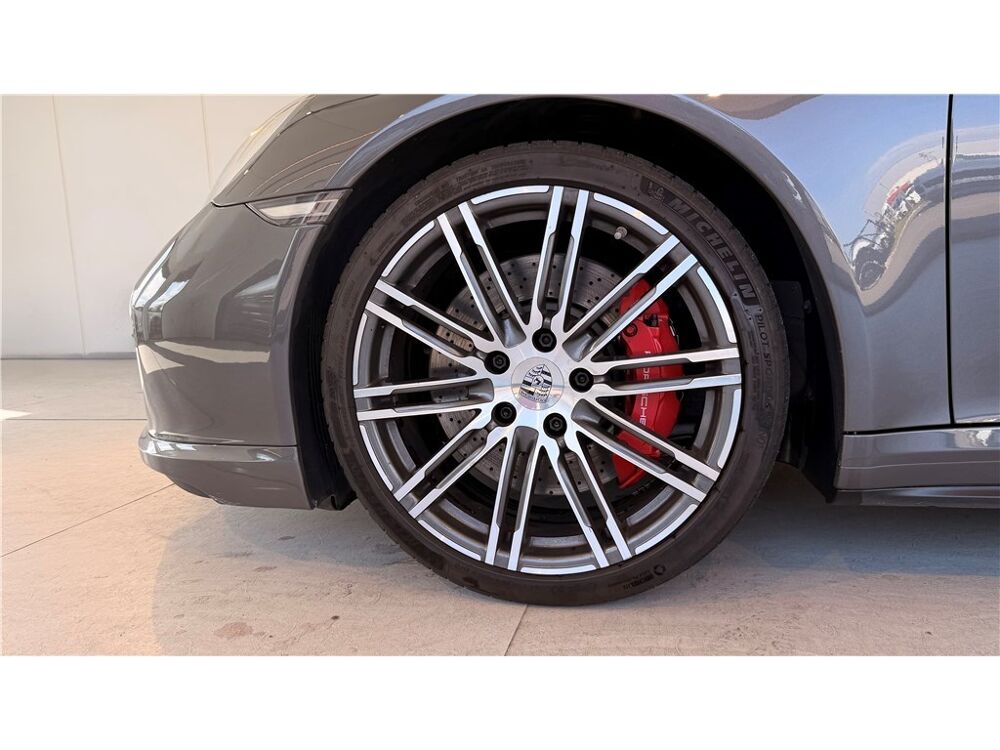 911 (997) 911 TURBO COUPE COUPE 3.8I TURBO 520 PDK A 2014 occasion 69190 Saint-Fons