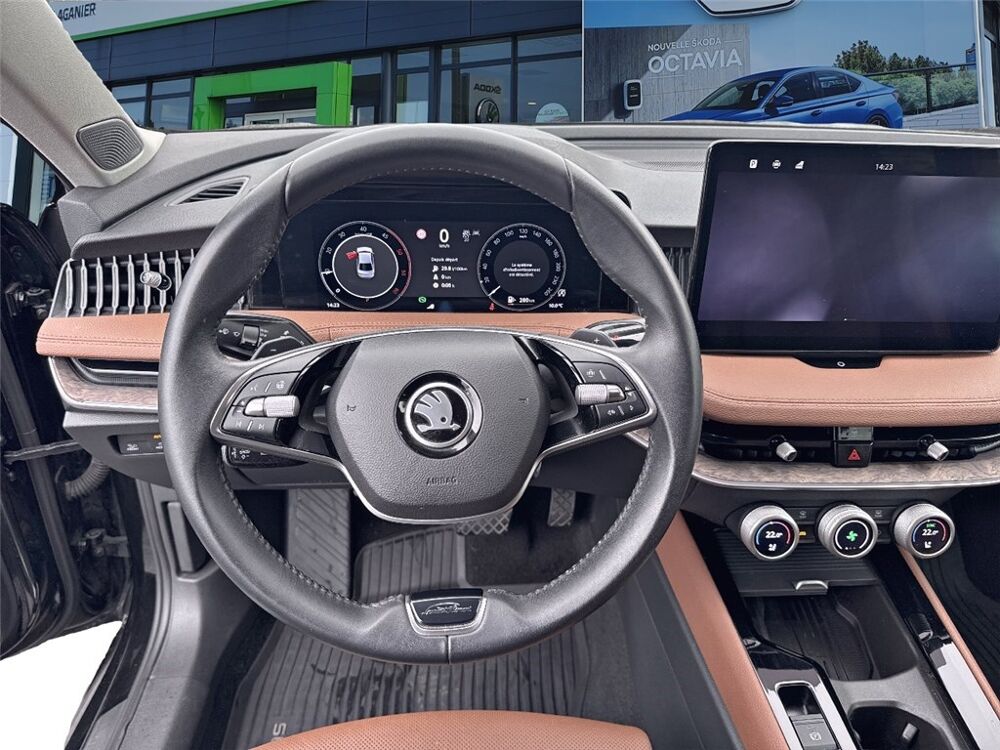 Superb SUPERB BERLINE 2.0 TDI 150 CH SCR DSG7 Laurin & Klement 2024 occasion 30100 Al&egrave;s