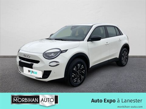 Fiat 600 SOCIETE 1.2 HYBRID 100 CH DCT6 P CONFORT 2025 occasion Lanester 56600