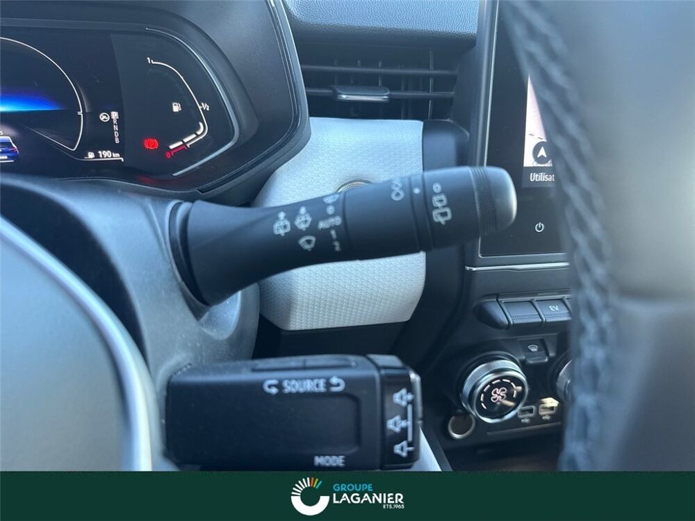 Clio V CLIO V E-TECH FULL HYBRID 145 Techno 2022 occasion 30100 Al&egrave;s