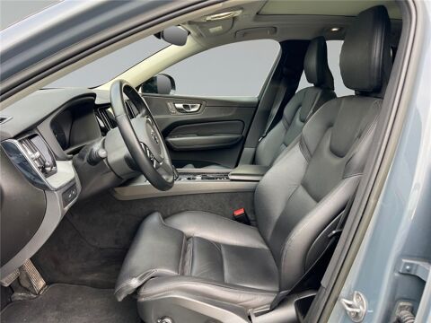 XC60 T6 AWD HYBRIDE RECHARGEABLE 253 CH+145 CH GEARTRONIC 8 2023 occasion 69190 Saint-Fons