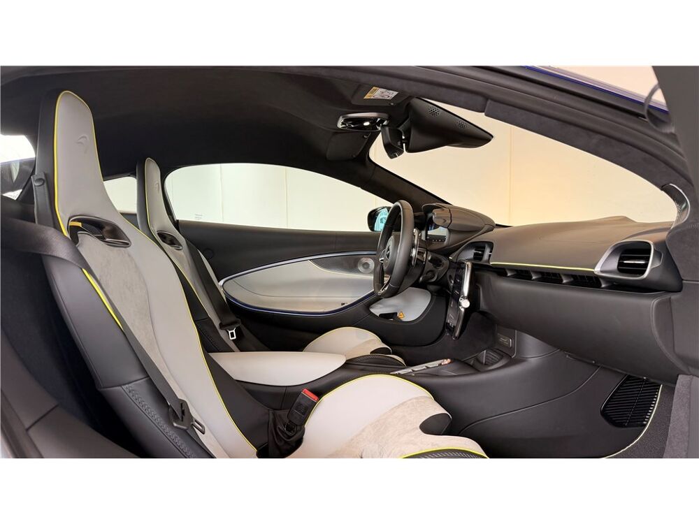 Artura MCLAREN ARTURA V6 3.0 680CH VISION 2026 occasion 69190 Saint-Fons