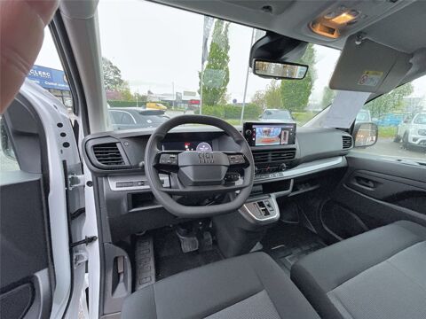 Scudo SCUDO FOURGON BLUEHDI 145 M S&S EAT8 FOURGON 2026 occasion 56000 Vannes