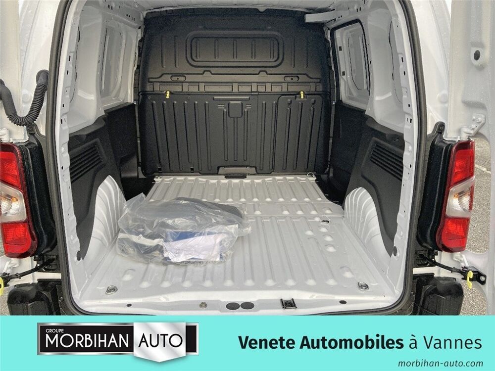 Doblo DOBLO FOURGON ELECTRIQUE -E CARGO FOURGON M 800 KG ELECTRIQU 2024 occasion 56000 Vannes