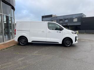 Scudo SCUDO FOURGON BLUEHDI 145 M S&S EAT8 FOURGON 2026 occasion 56000 Vannes