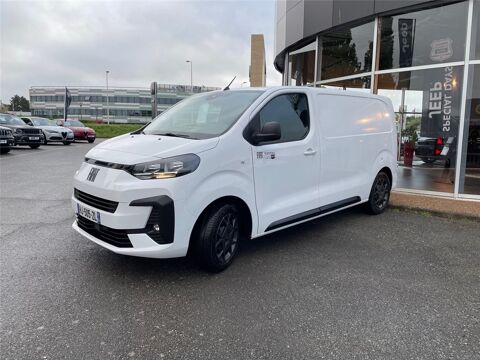 Fiat Scudo SCUDO FOURGON BLUEHDI 145 M S&S EAT8 FOURGON 2026 occasion Vannes 56000