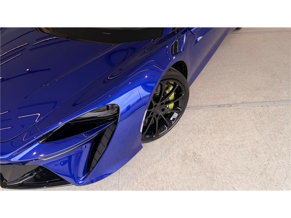 Artura MCLAREN ARTURA V6 3.0 680CH VISION 2026 occasion 69190 Saint-Fons