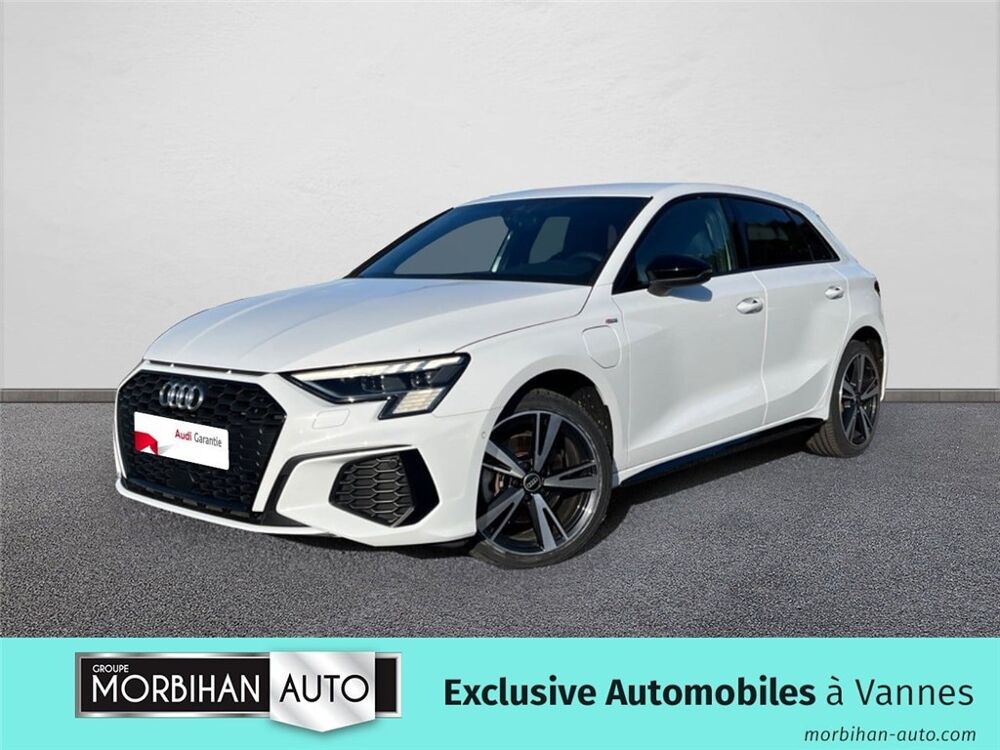 A3 SPORTBACK 40 TFSIE 204 S TRONIC 6 S Line 2023 occasion 56000 Vannes