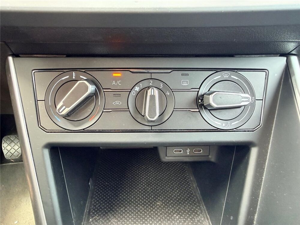 Polo POLO 1.0 TSI 95 S&S BVM5 Life Plus 2023 occasion 38550 Saint-Maurice-l'Exil