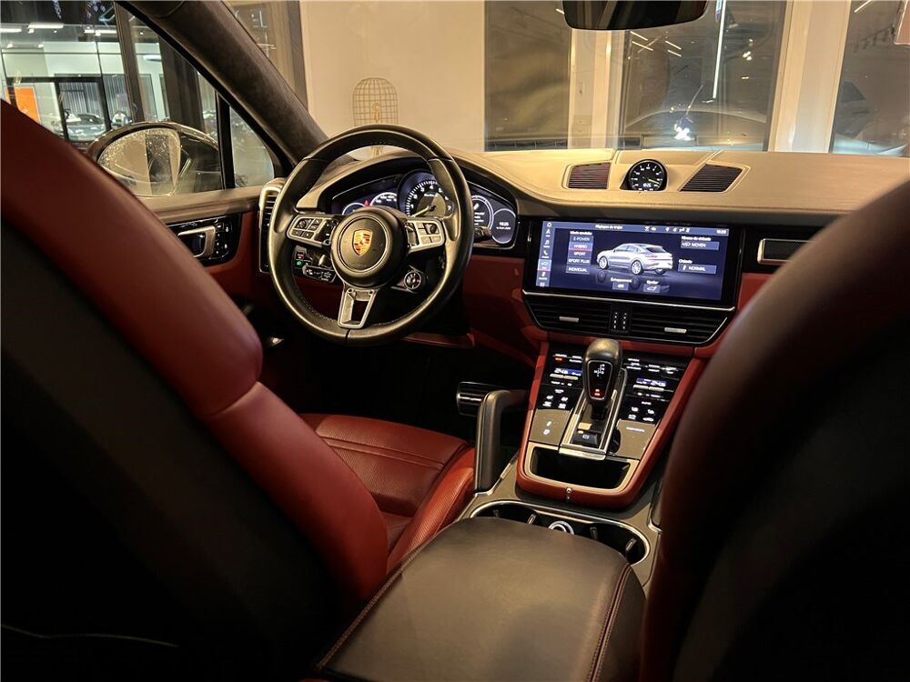 Cayenne CAYENNE COUPE E-HYBRID 4.0 V8 680 CH TIPTRONIC BVA Turbo S 2020 occasion 69190 Saint-Fons