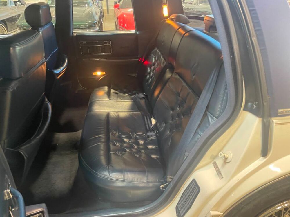 Seville 4.5 V8 TOIT VINYL 1990 occasion 84150 Jonqui&egrave;res