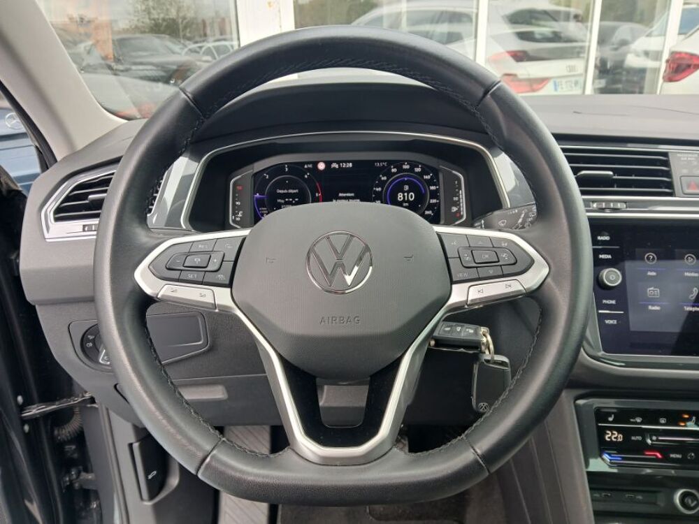Tiguan II (2) 2.0 TDI 150 DSG 2WD ELEGANCE TOE GPS Camera ACC Hayon 2022 occasion 47240 Castelculier