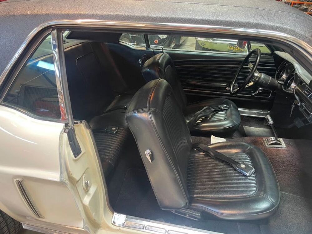 Mustang COUPE V8 302 ci TOIT VINYL CODE 1968 occasion 84150 Jonqui&egrave;res