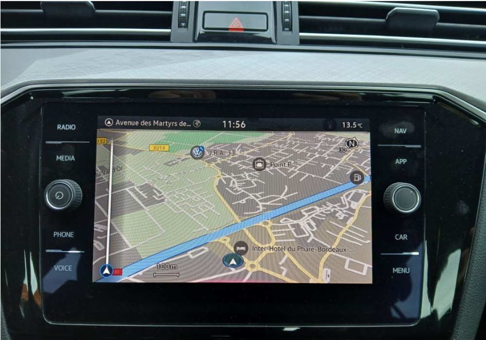 Passat VIII 2.0 TDI 122 DSG7 STYLE BUSINESS GPS Radars ACC Hayon EL 2021 occasion 33700 M&eacute;rignac