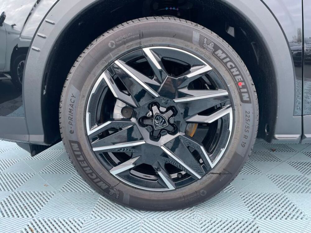 3008 HYBRID 145 e-DCS6 ALLURE Panoramic Pack 360&deg; VDA 2026 occasion 33700 M&eacute;rignac