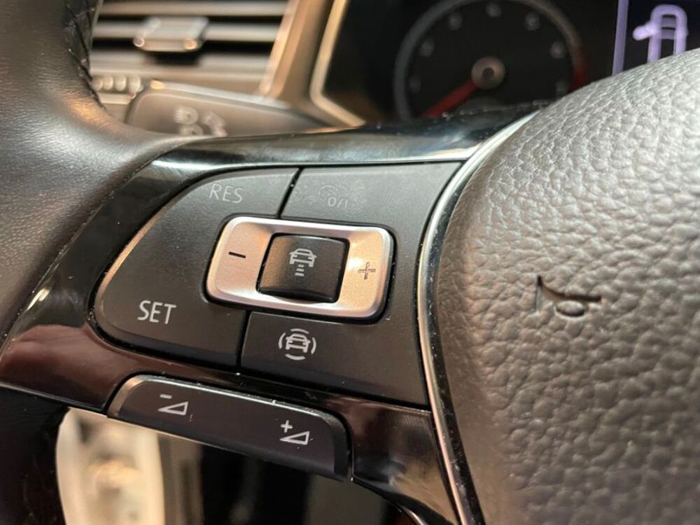 T-ROC 1.0 TSi 115 CH BVM6 LOUNGE 2019 occasion 84150 Jonqui&egrave;res
