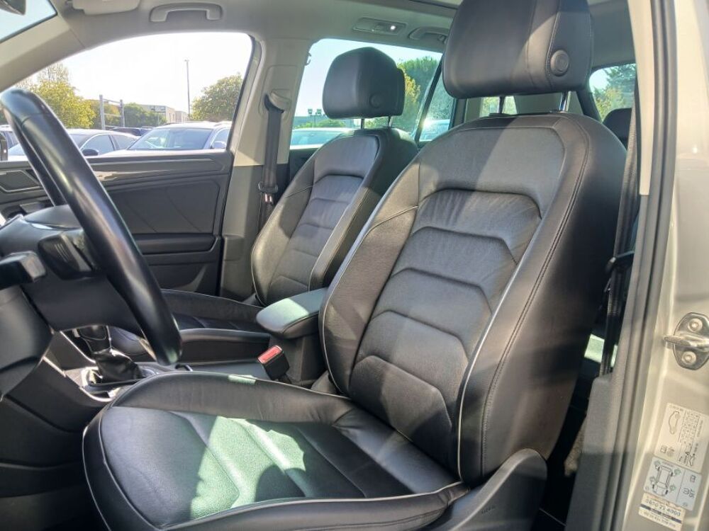 Tiguan II (2) 2.0 BI-TDI 240 DSG 4Motion BLACK R LINE CUIR Attel. F 2019 occasion 47240 Castelculier