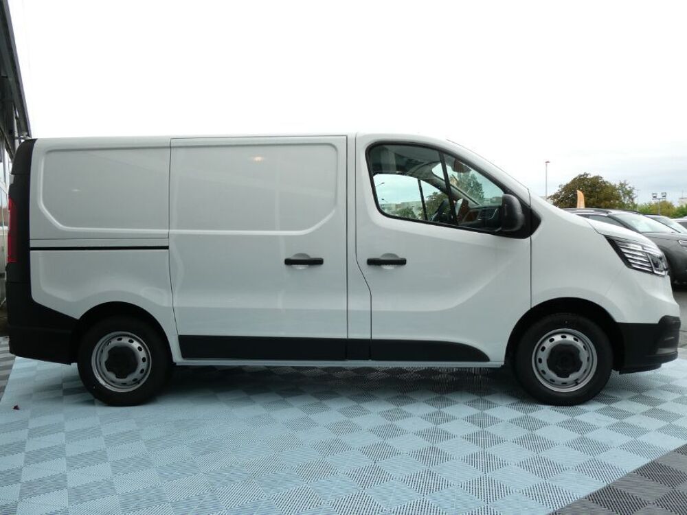 Trafic L1H1 2.0 Blue dCi 130 BVM6 2.8T ADVANCE Leasing 418&curren; HT/Mois 2025 occasion 47240 Castelculier