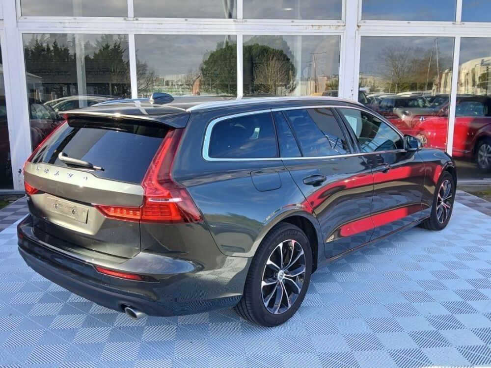 V60 B4 2.0 197cv Geartronic8 Hybride PACK CUIR Hayon EL. 4SC 1&egrave;r 2023 occasion 47240 Castelculier