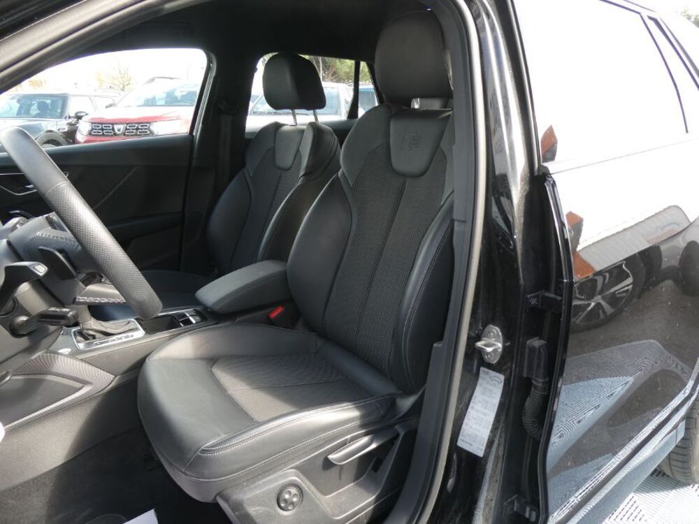 Q2 New 35 TDI 150 S-Tronic S LINE Int+Ext JA19 Camera Key Less 2024 occasion 33700 M&eacute;rignac