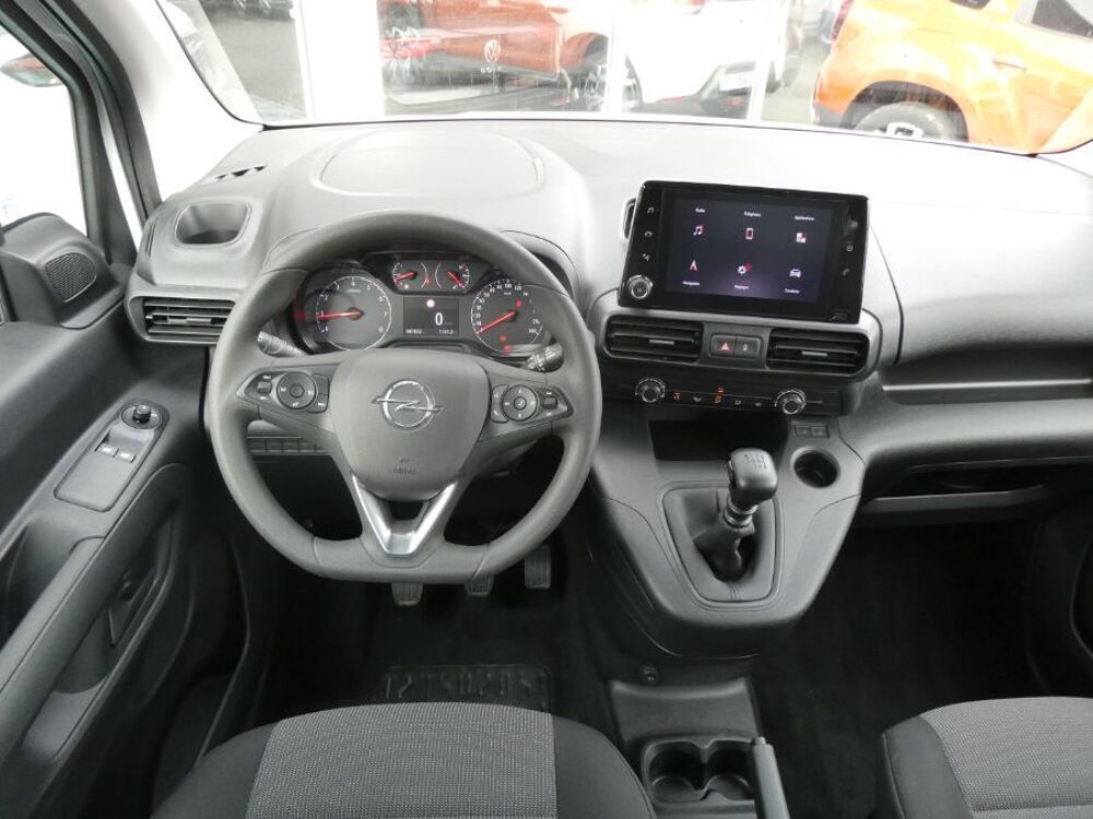 Divers 1.5 DIESEL 100 BVM6 EDITION CarPlay Radar Privacy Glass 2022 occasion 47240 Castelculier