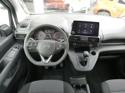 Divers 1.5 DIESEL 100 BVM6 EDITION CarPlay Radar Privacy Glass 2022 occasion 47240 Castelculier