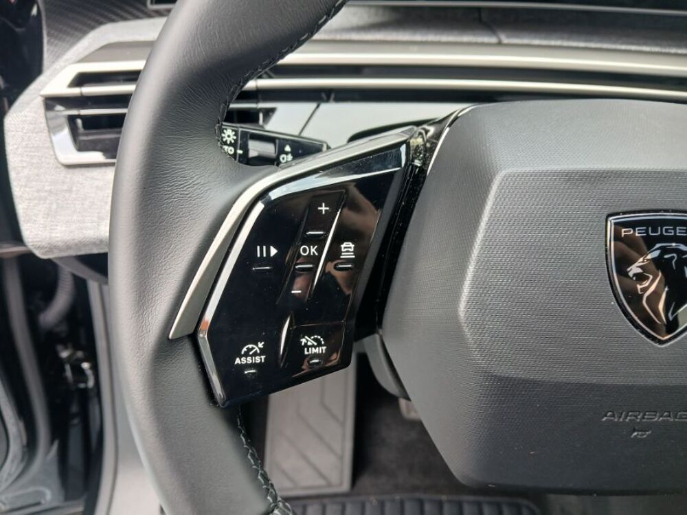 5008 HYBRID 145 e-DCS6 ALLURE Cam360&deg; Panoramic Pack 7PL 2025 occasion 47240 Castelculier