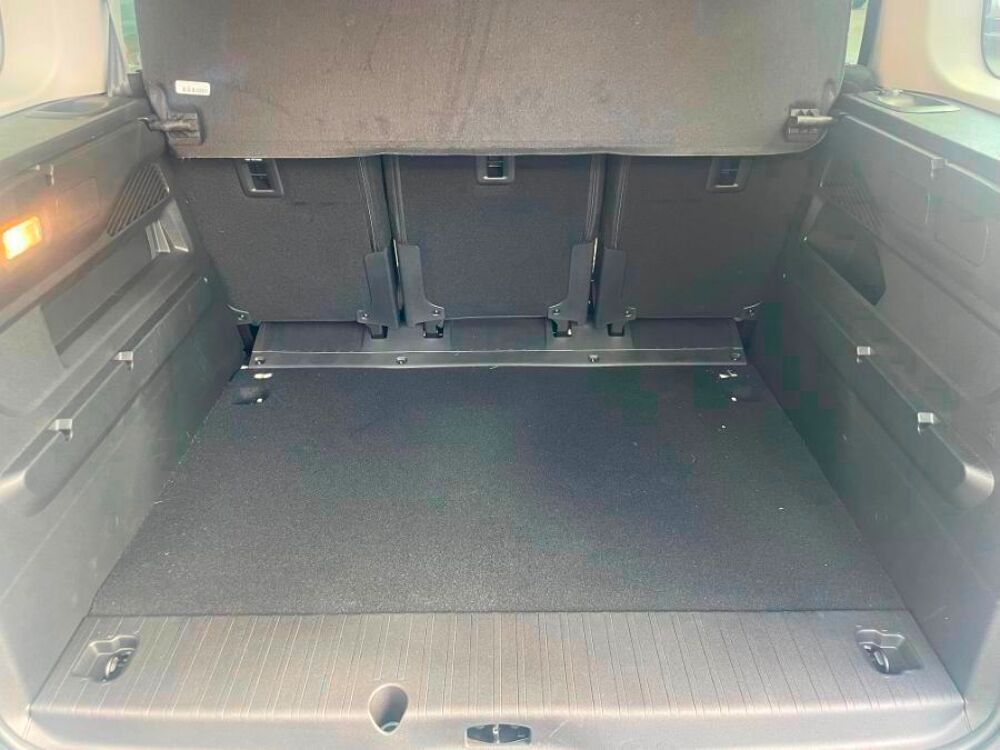 Berlingo 1.5 BlueHDi 130 EAT8 N1 MAX Camera 3 Si&egrave;ges Arr. 2026 occasion 33700 M&eacute;rignac