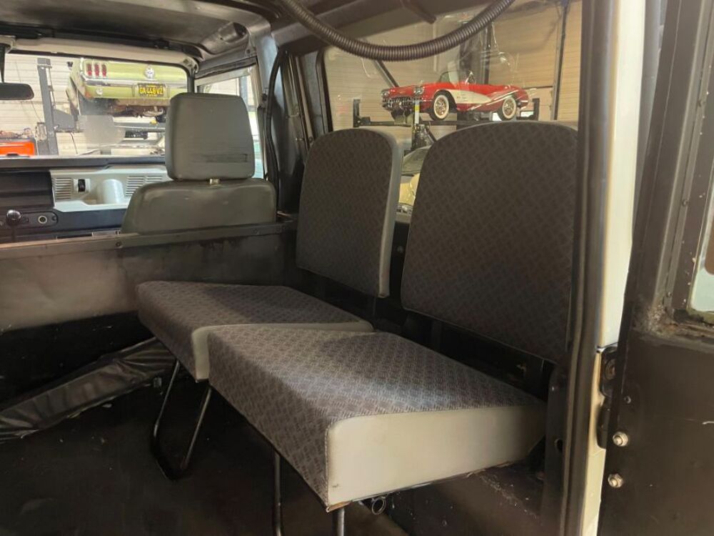 Defender 90 SW 2.5 TD5 122cv 4X4 3P BVM 7 PLACES MOTEUR REFAIT 1999 occasion 84150 Jonqui&egrave;res