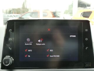 Divers 1.5 DIESEL 100 BVM6 EDITION CarPlay Radar Privacy Glass 2022 occasion 33700 M&eacute;rignac