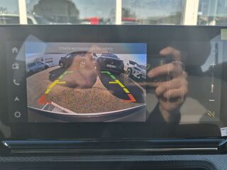 C3 Aircross 1.2 HYBRID 145 ECS-6 MAX GPS JA17 Camera 2026 occasion 33700 M&eacute;rignac